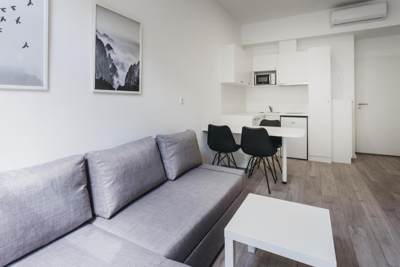 Mika Apartment And Studios Záhřeb Exteriér fotografie